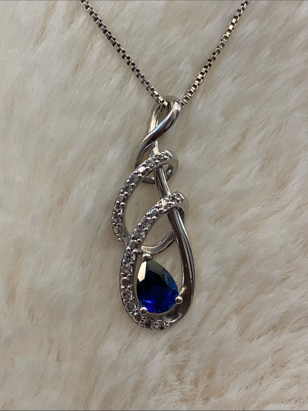 Pear Sapphire Pendant
